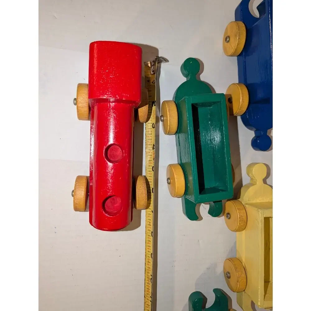 Vintage Interlocking Wooden Handcrafted Train Engine 4 Cars Toy Rare
